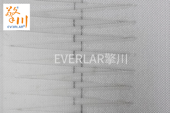 pu輸送帶加擋板打孔