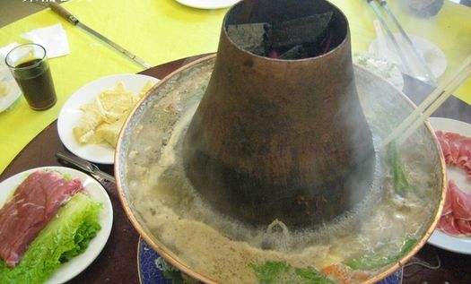 食品輸送帶廠家:父子三人開空調(diào)吃火鍋中毒是怎么回事