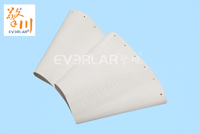 白色PU食品級(jí)轉(zhuǎn)彎輸送帶