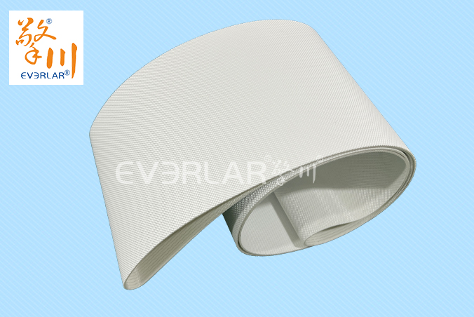 食品級(jí)白色PU鉆石紋輸送帶耐磨防滑適配餅干生產(chǎn)線包裝機(jī)皮帶