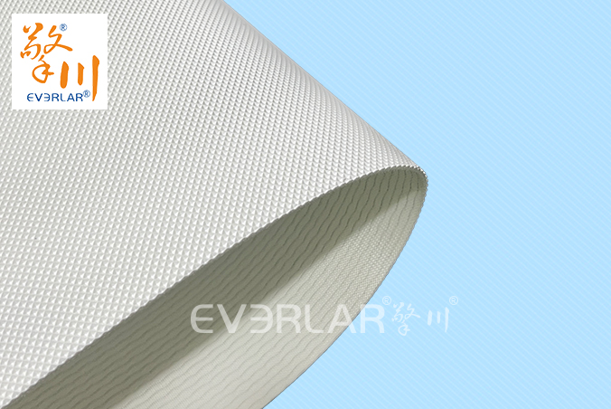 食品級(jí)白色PU鉆石紋輸送帶耐磨防滑適配餅干生產(chǎn)線包裝機(jī)皮帶