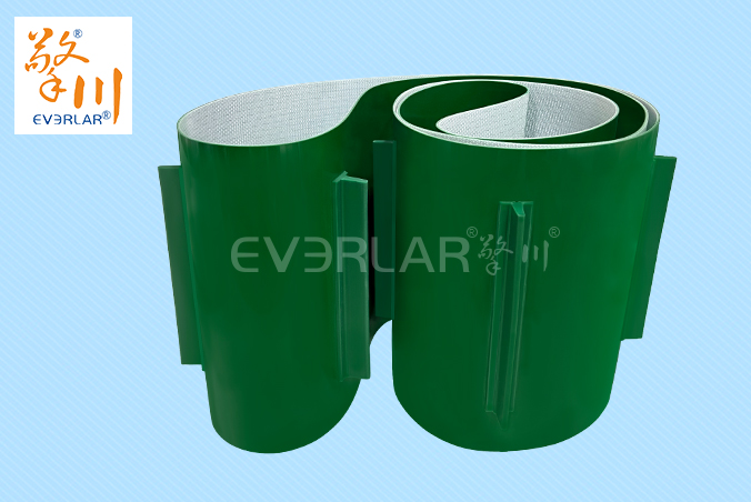 綠色PVC擋板輸送帶耐磨防滑食品分揀機設(shè)備傳送帶擎川定制