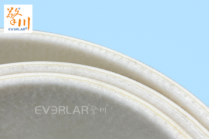 白色單面毛氈加鋼扣耐磨防滑電子制造汽車裝配物料輸送帶